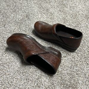 Dansko Clogs Brown
